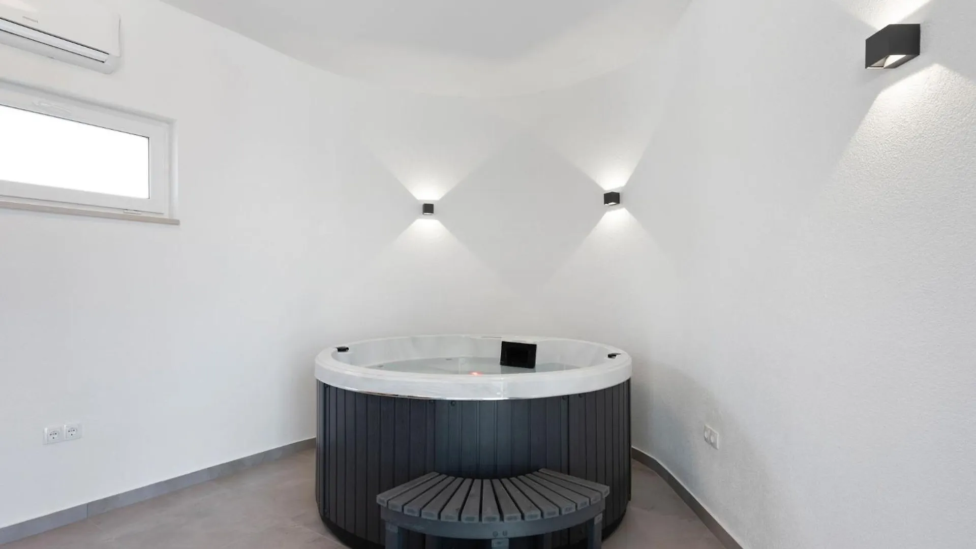 Exotic Holiday Home In Vir With Sauna